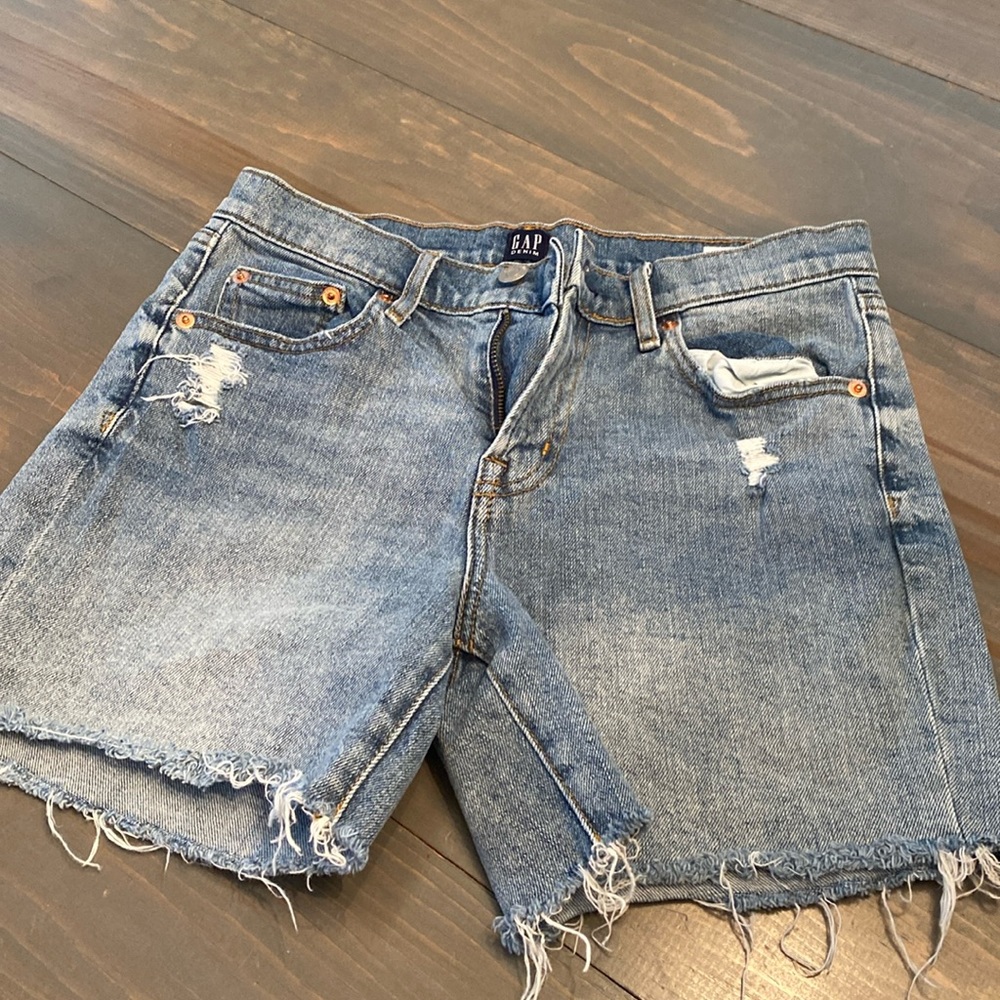 Gap Jean short